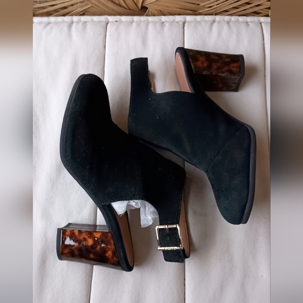 Vionic Elegant Black Suede Leather Women's Ankle Boots_9.5 - Picture 11 of 11